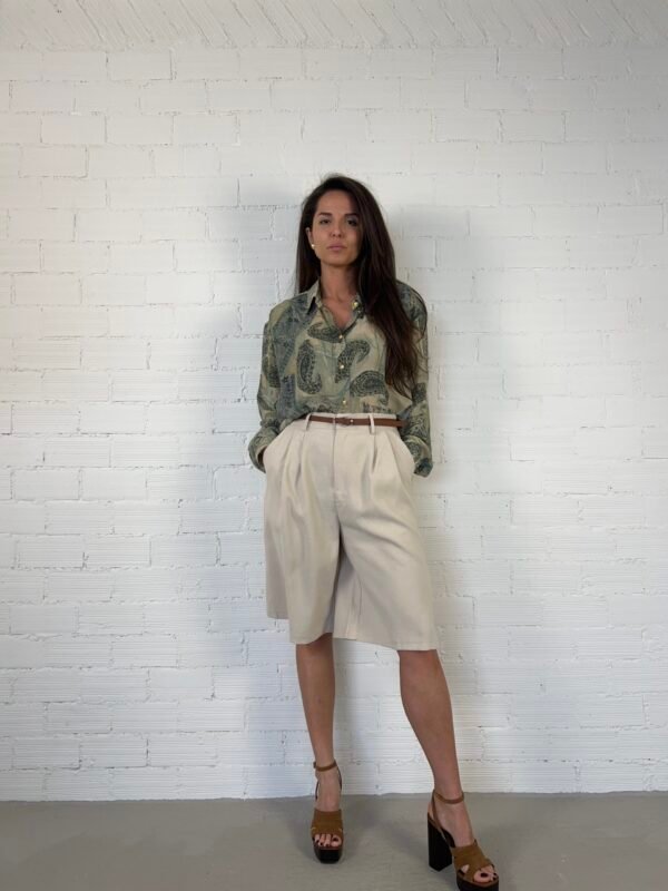 Beige bermuda pants