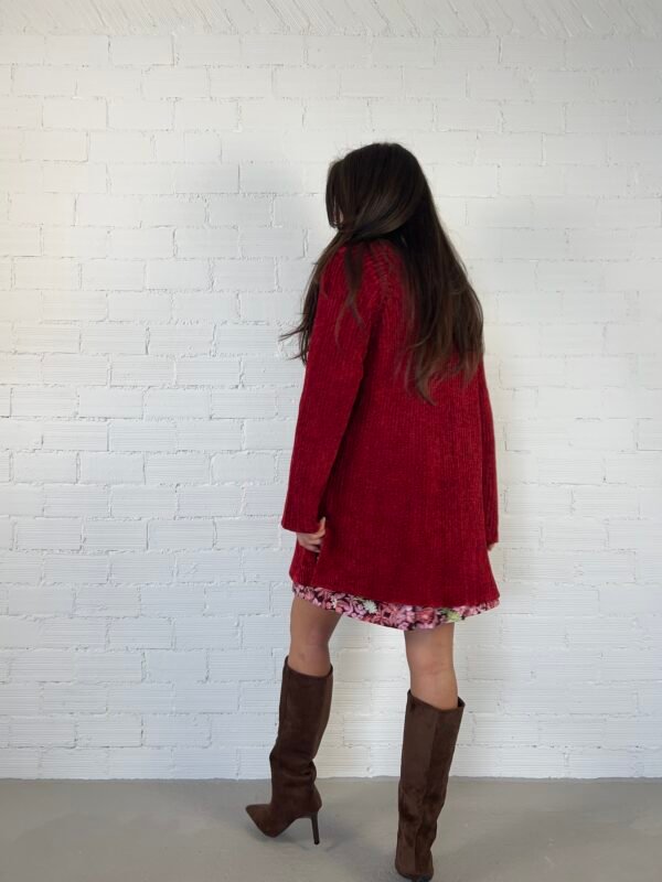 Red viscose knitwear