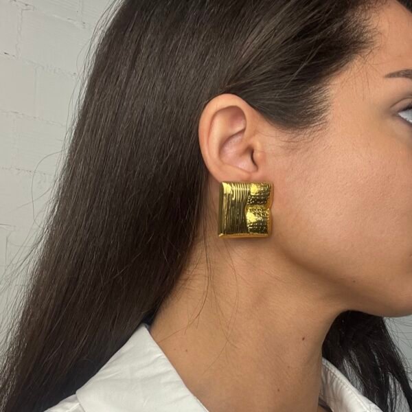 Celia gold earring