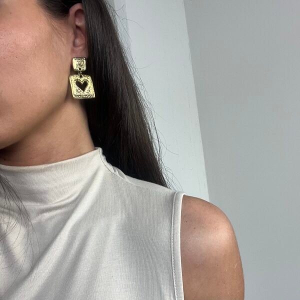 Heart gold earrings