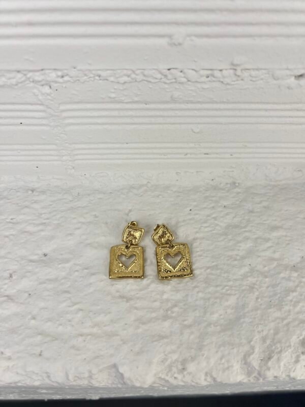 Heart gold earrings