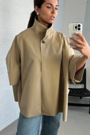 Taupe cape