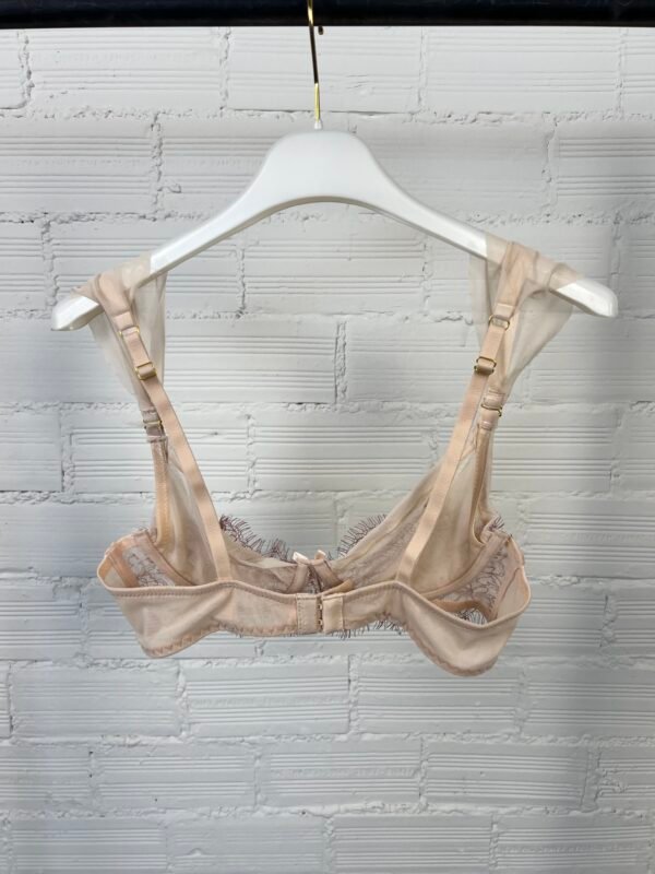 Lace detail brallete