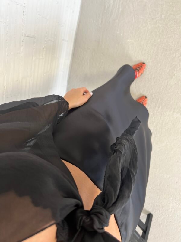 IMG_1241 Satin black skirt