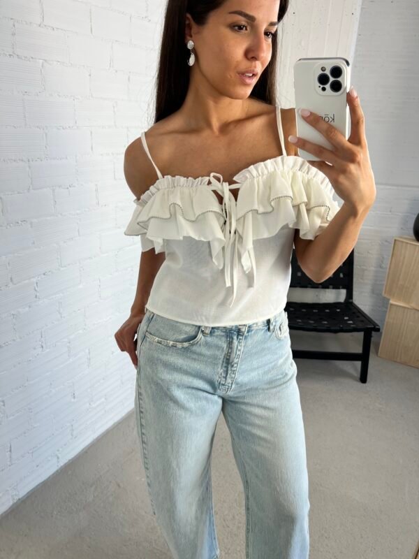 IMG_2342 Ruffled white top