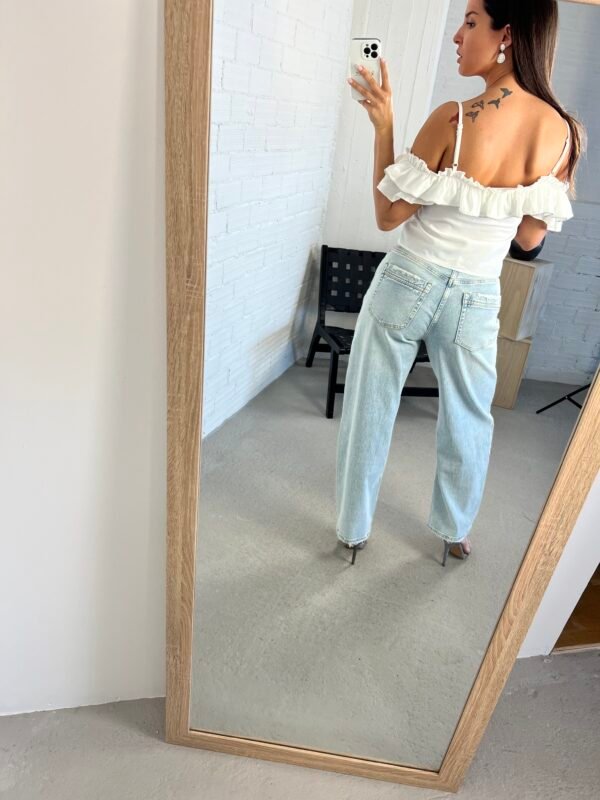 IMG_2344 Ruffled white top